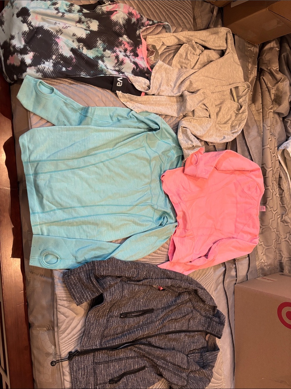 Ivivva by lululemon bundle. Size 10.